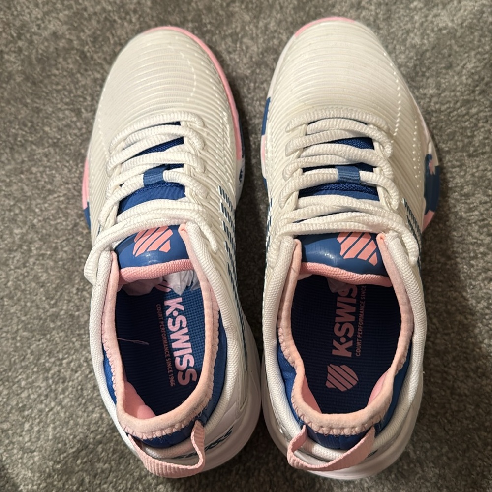 K-Swiss NWOT Hypercourt Supreme tennis shoe  (96615-969-M) size 6 pink And white - Picture 5 of 10